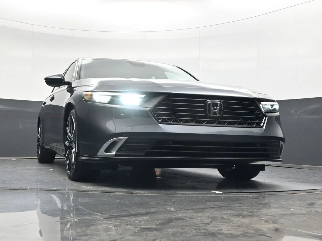 2023 Honda Accord Hybrid Touring - Photo 31