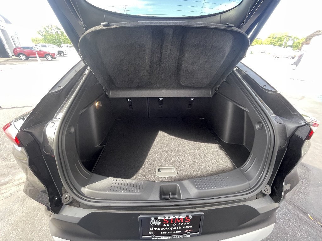New 2026 Ebony Twilight Metallic Buick Preferred image 18