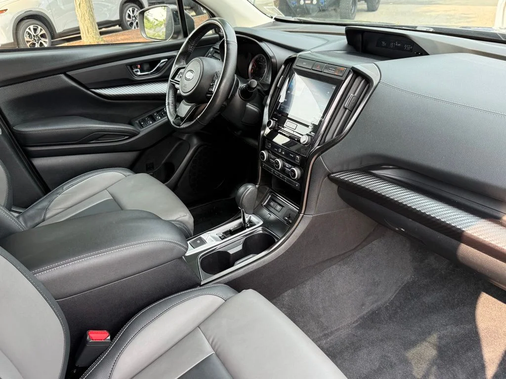 Used 2022 Gray Subaru Onyx Edition image 32