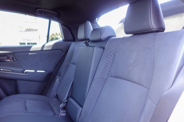 New 2026 Wind Chill Pearl <sup>1</sup> Toyota  XSE image 27