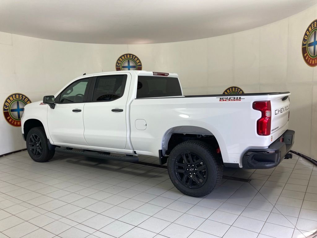 New 2026 Summit White Chevrolet Custom Trail Boss image 20