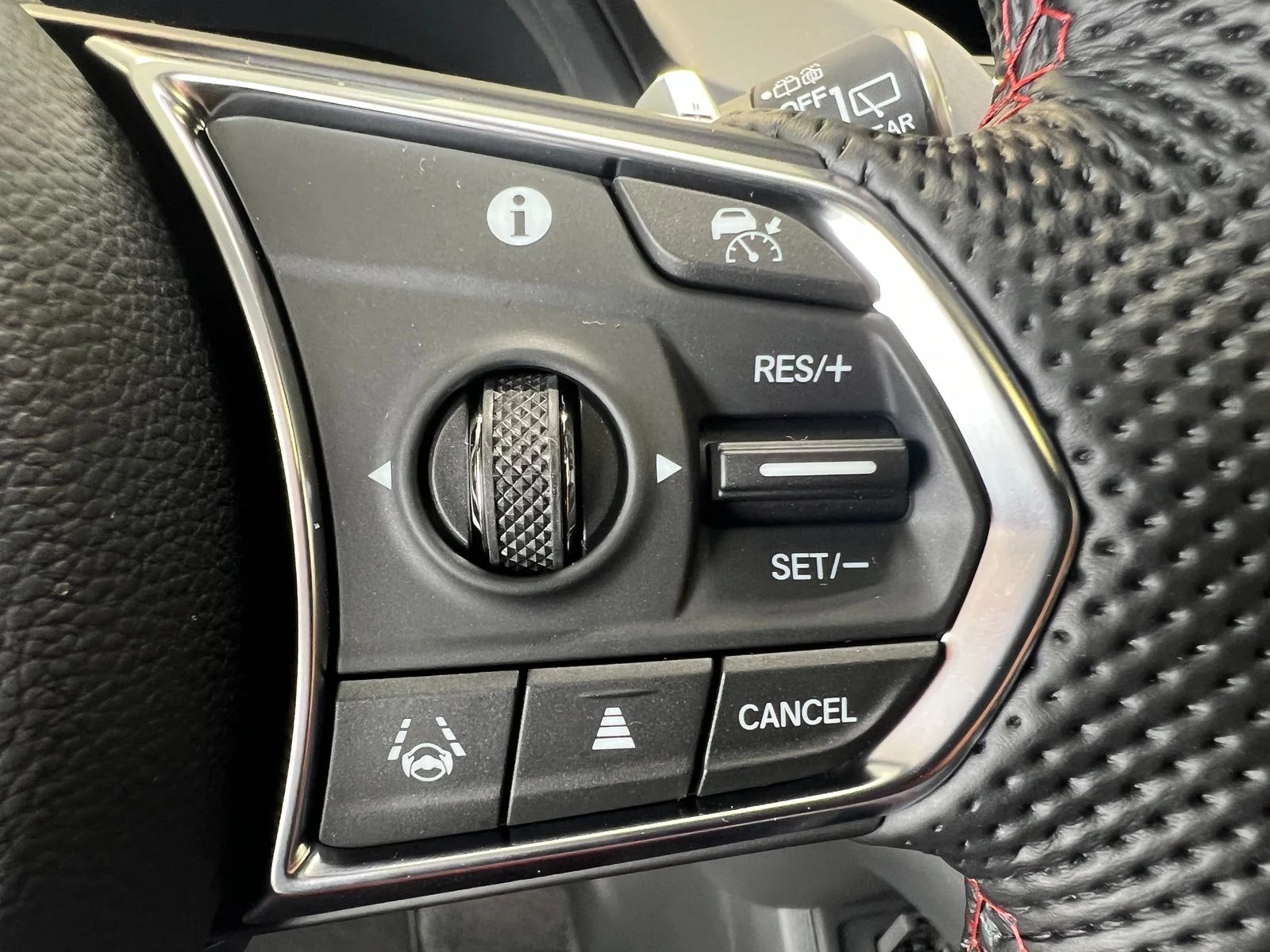 2026 Acura RDX A-Spec Package - Photo 18