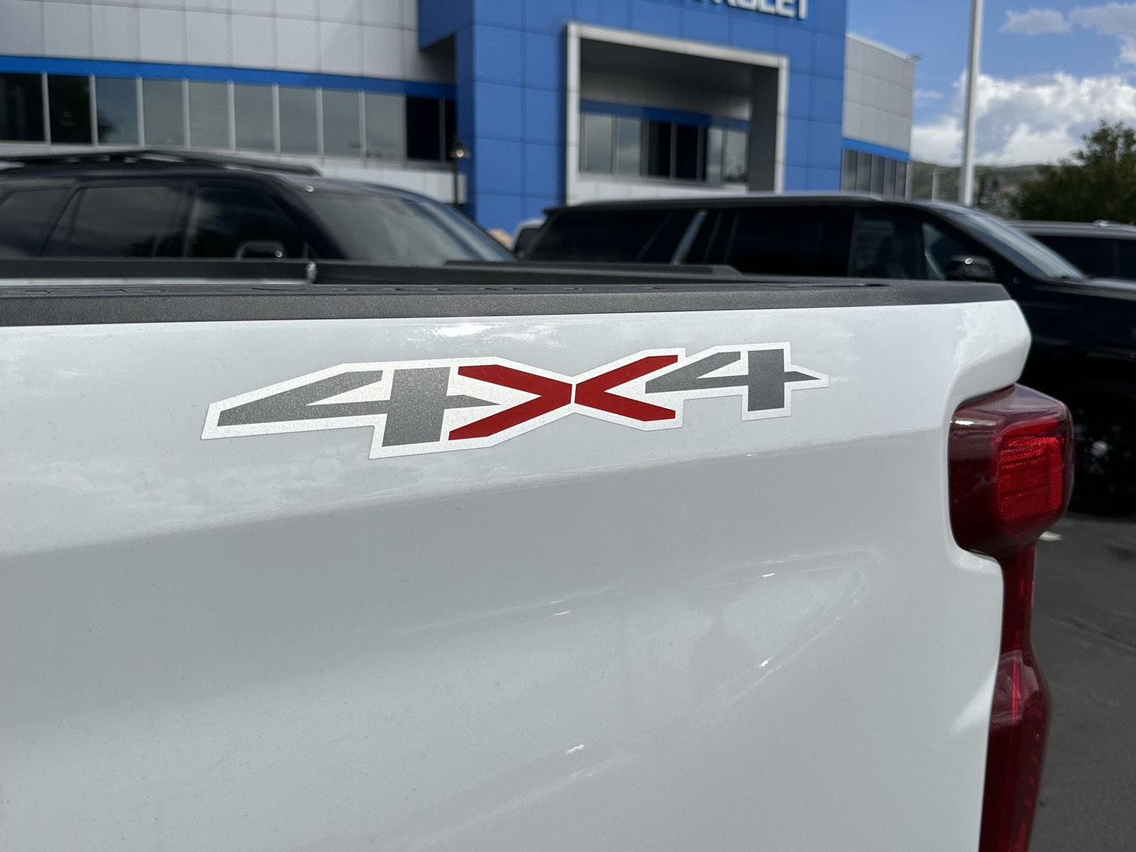 2026 Chevrolet Silverado 1500 LT - Photo 15