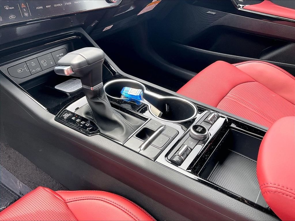 New 2026 Wolf Gray Kia GT-Line AWD image 13