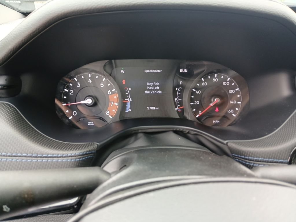 Used 2026 White Jeep Latitude image 14