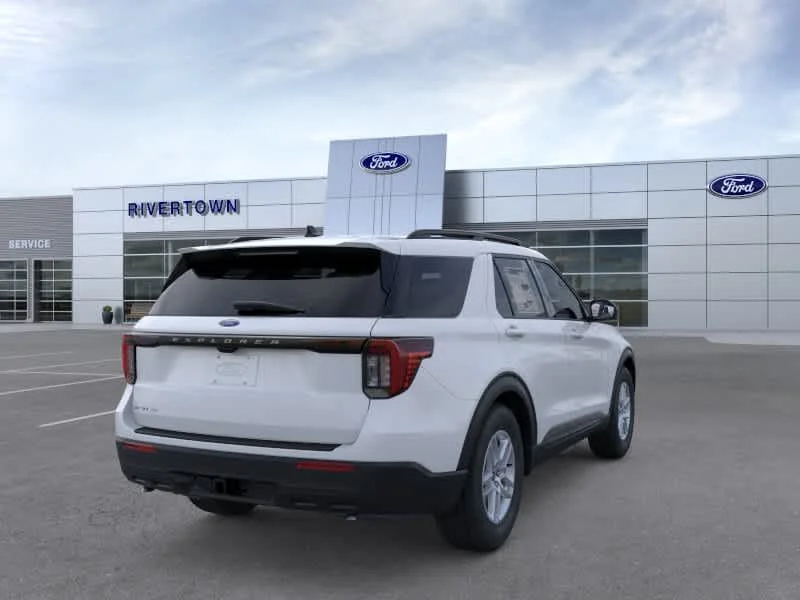 New 2026 Space White Metallic Ford Active image 8