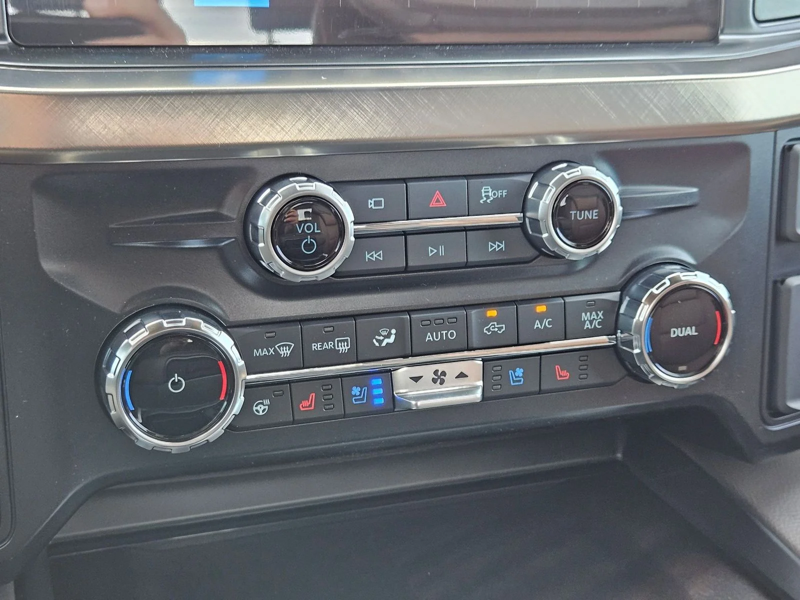 New 2026 Agate Black Metallic Ford F-350® King Ranch® image 25