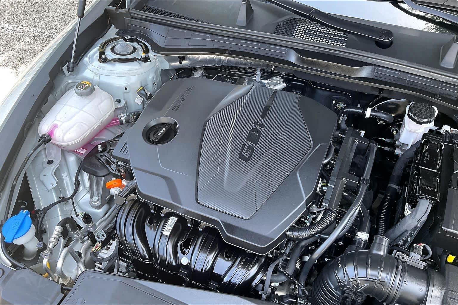 Used 2025 Aero Silver Hyundai SEL image 33