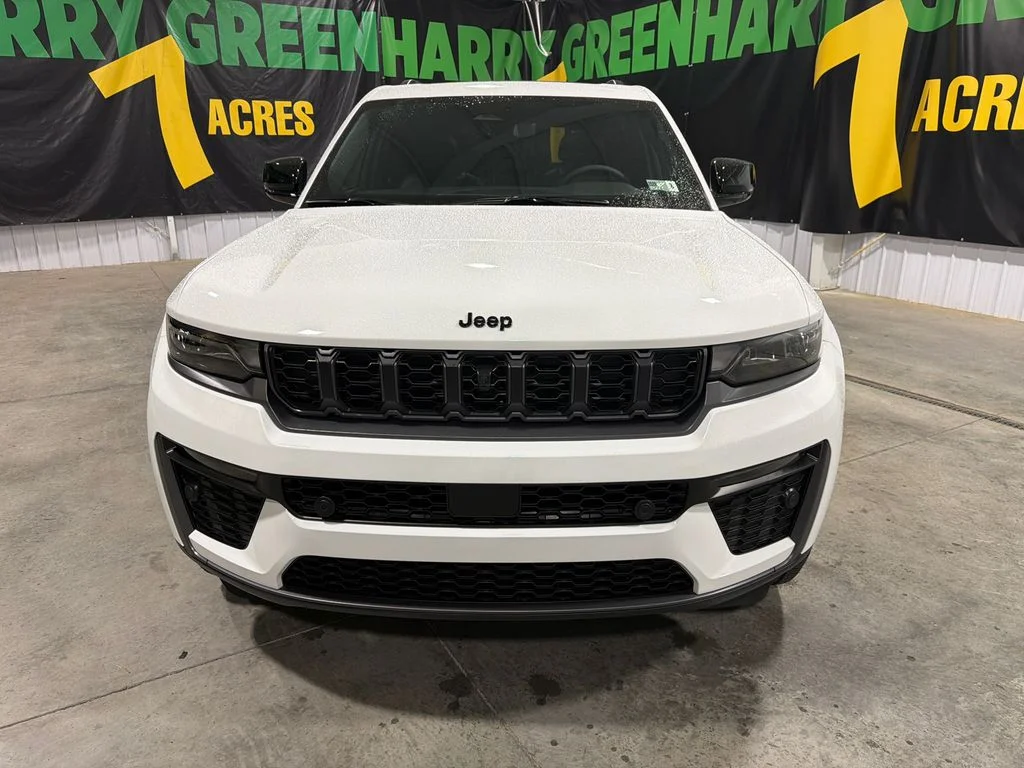 New 2026 Bright White Clear-Coat Exterior Paint Jeep 85th Anniversary Edition image 12