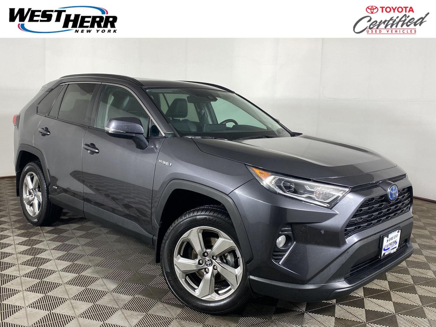Certified Used 2021 Magnetic Gray Metallic Toyota XLE Premium image 1