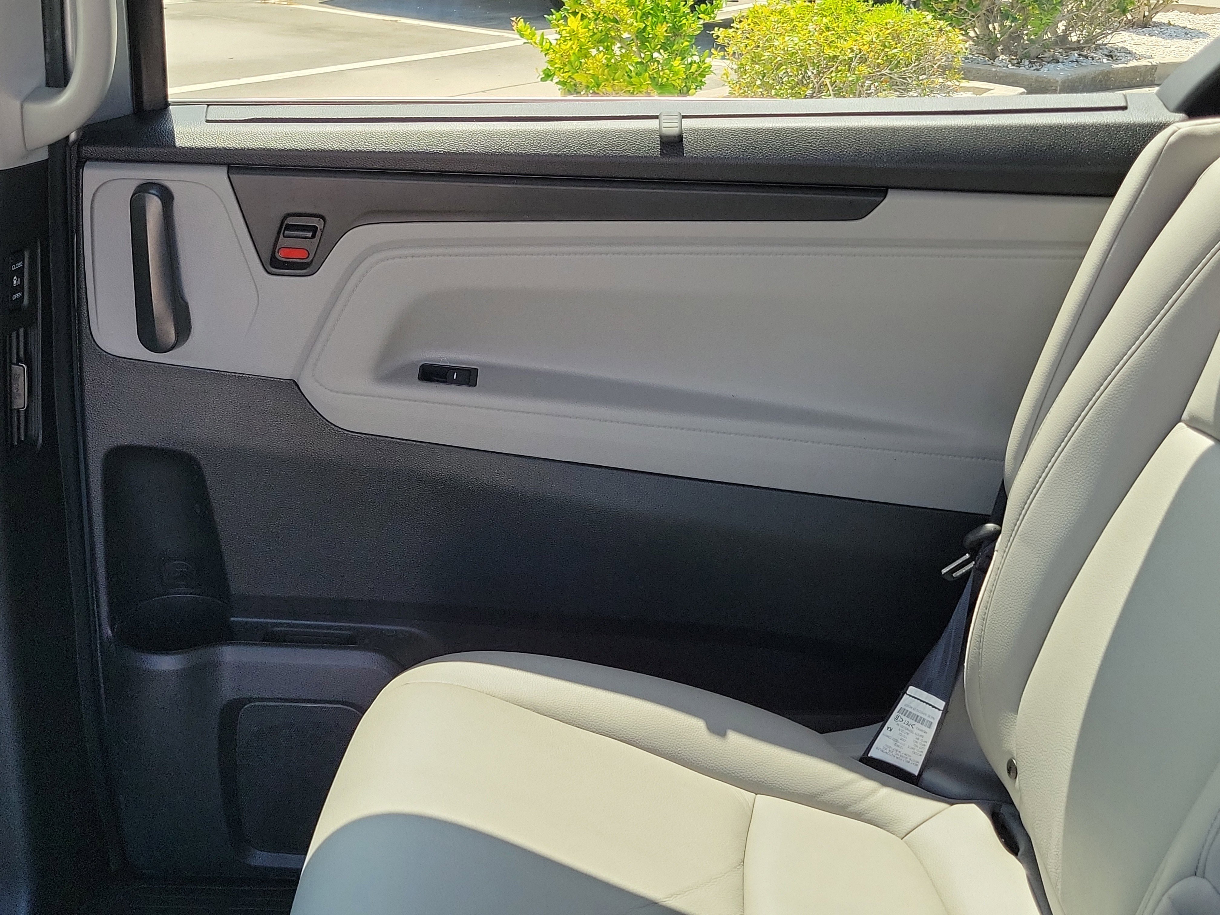 Used 2023  Honda Touring image 18