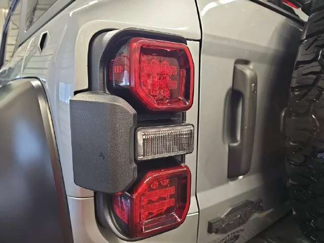Used 2023 Silver Ford Raptor image 31