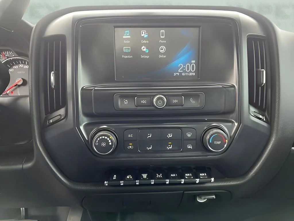 Used 2020 White Chevrolet Work Truck image 59
