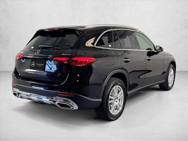 New 2026 Obsidian Black Metallic Mercedes-Benz GLC 300 image 35