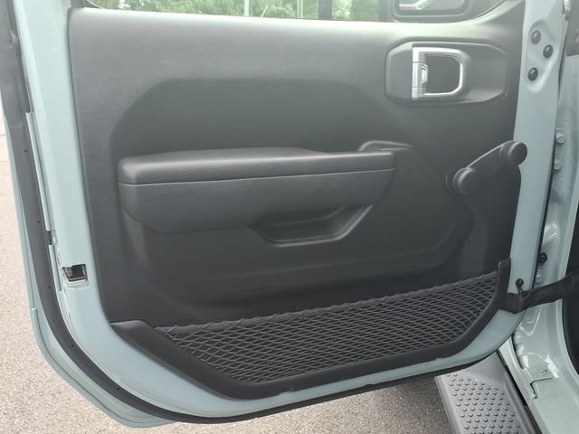Used 2024 Gray Jeep Sport image 19