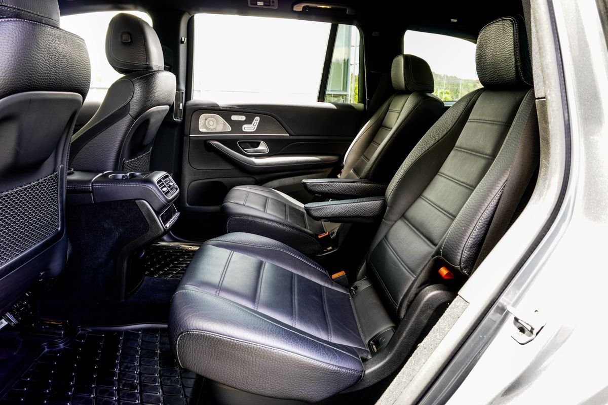 Used 2023 Gray Mercedes-Benz GLS 580 image 38