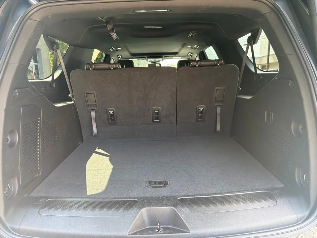 Used 2023 Black GMC SLT image 26
