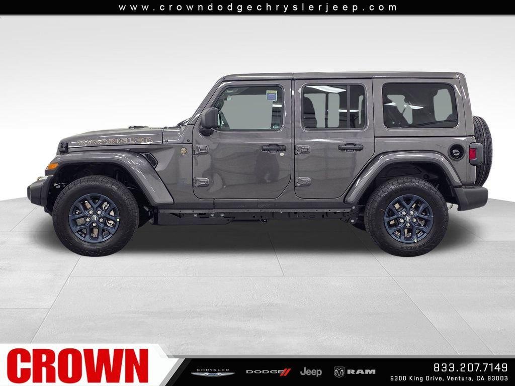 New 2026 Granite Crystal Metallic Clearcoat Jeep 85th Anniversary image 8