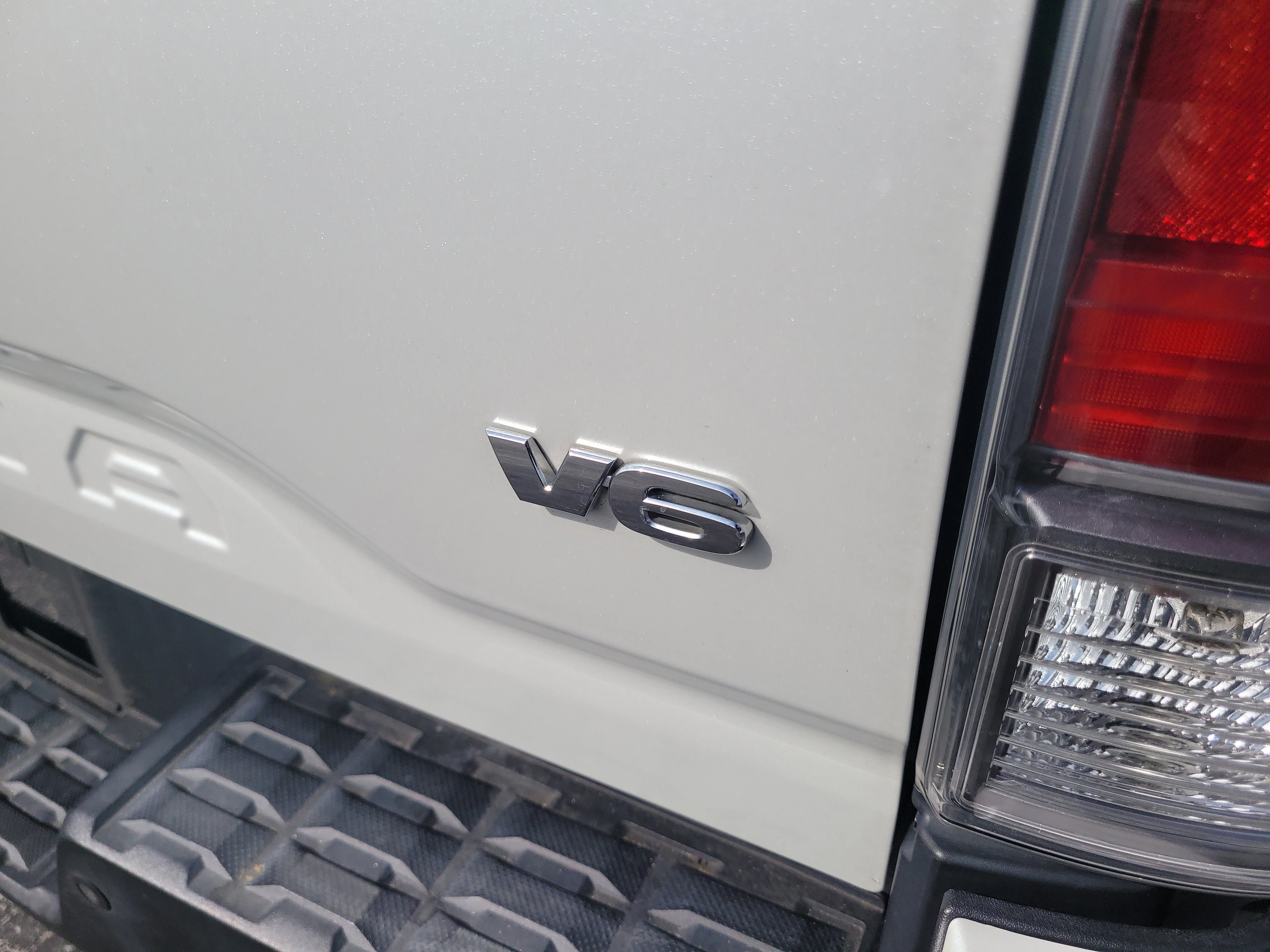 Used 2021 Wind Chill Pearl Toyota TRD Sport image 10