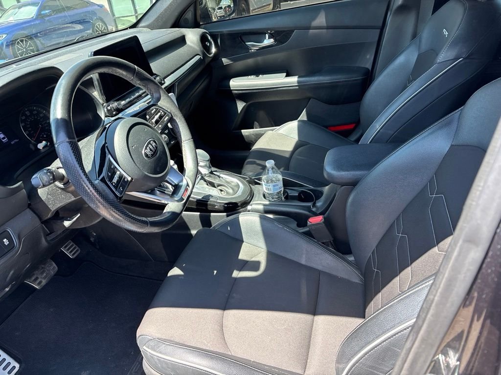 Used 2020 Gray Kia GT-Line image 17