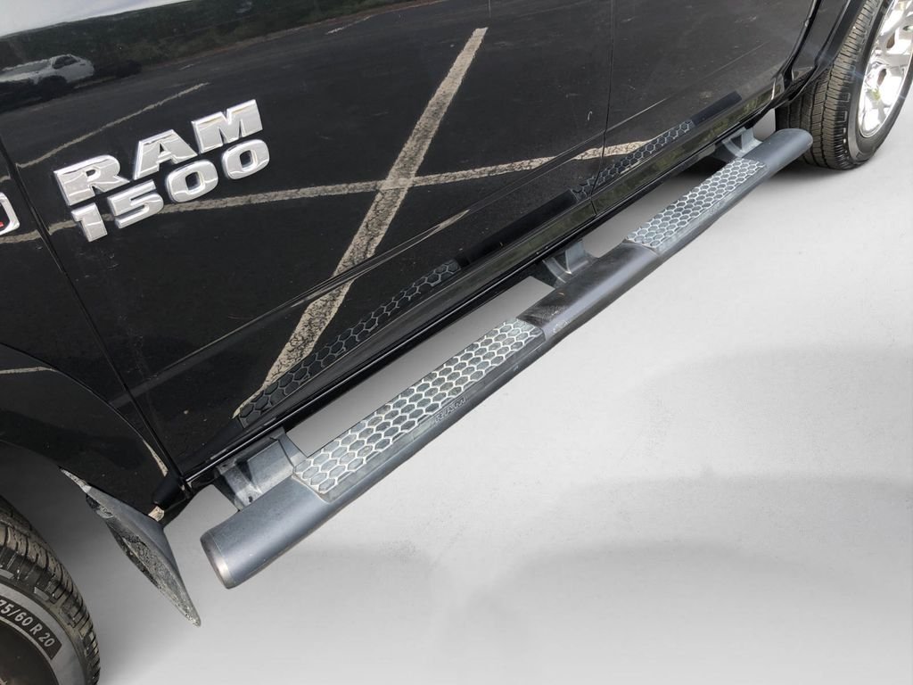 Used 2018 Black Ram Laramie image 18