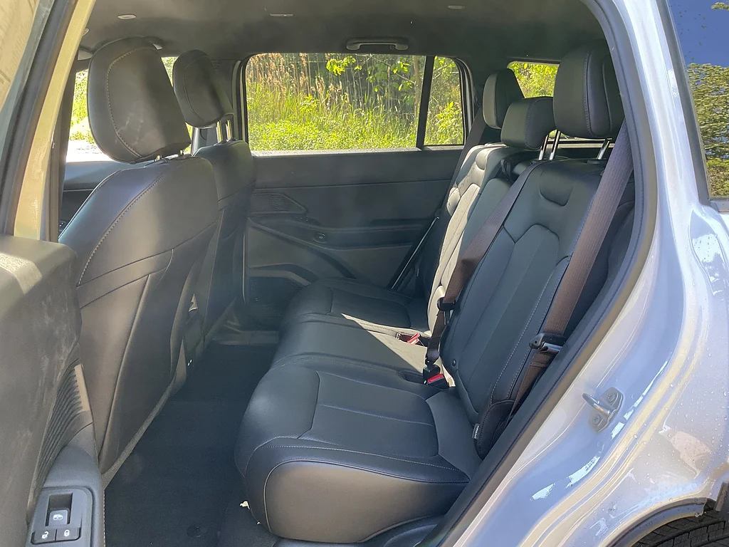New 2026 Bright White Clearcoat Jeep Limited image 9