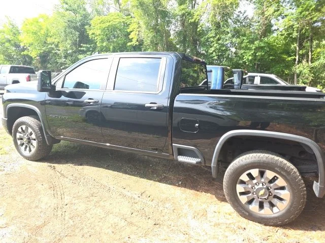 Used 2024 Black Chevrolet Custom image 6