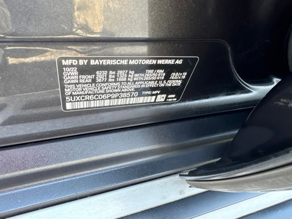 Used 2023 Dark Graphite BMW xDrive40i image 35