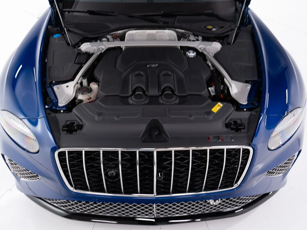New 2026 Sequin Blue - by Mulliner Bentley Azure image 43