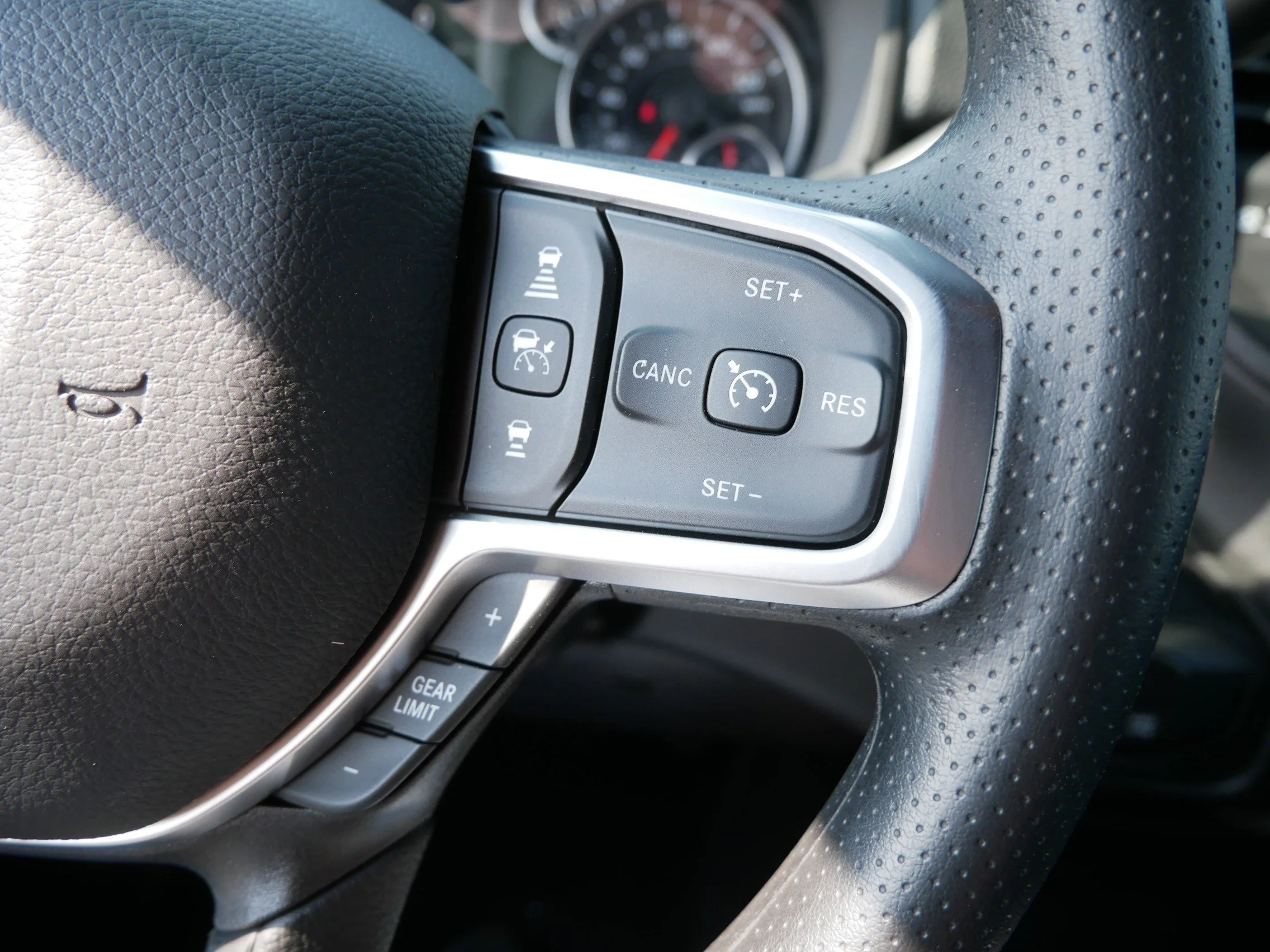 2025 RAM 2500 Tradesman - Photo 7