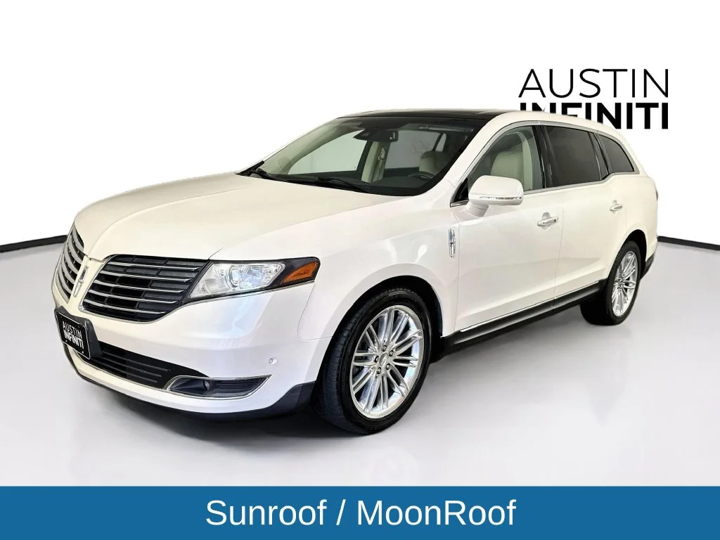Used 2019 White Lincoln Standard image 3