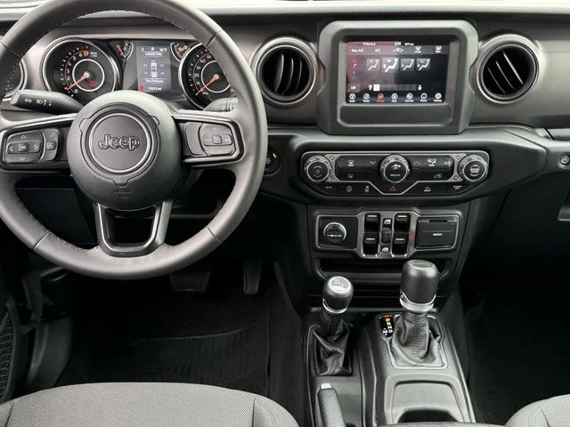 Used 2023 Black Jeep Sport S image 8