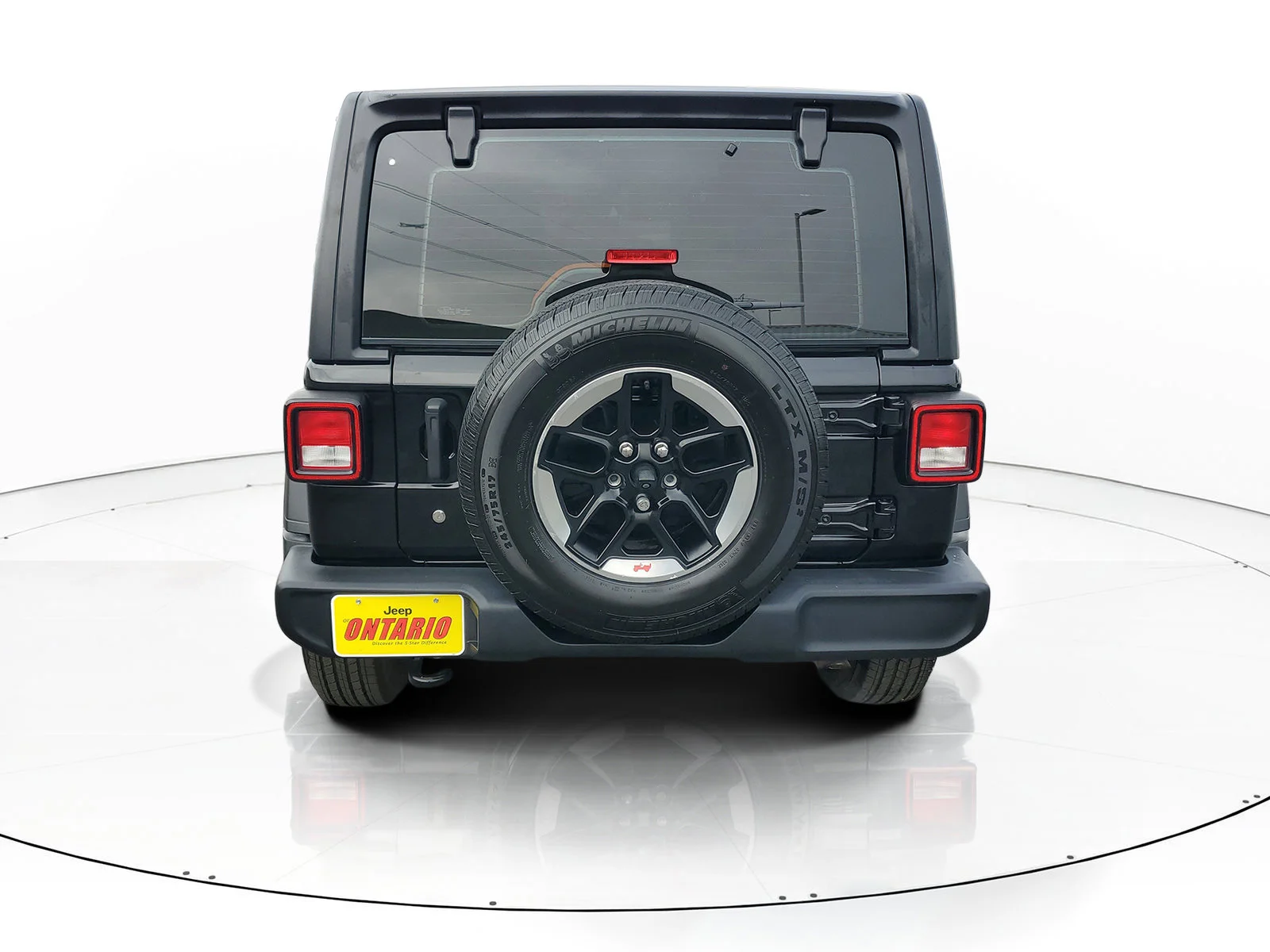 Certified Used 2023 Black Jeep Sport image 4