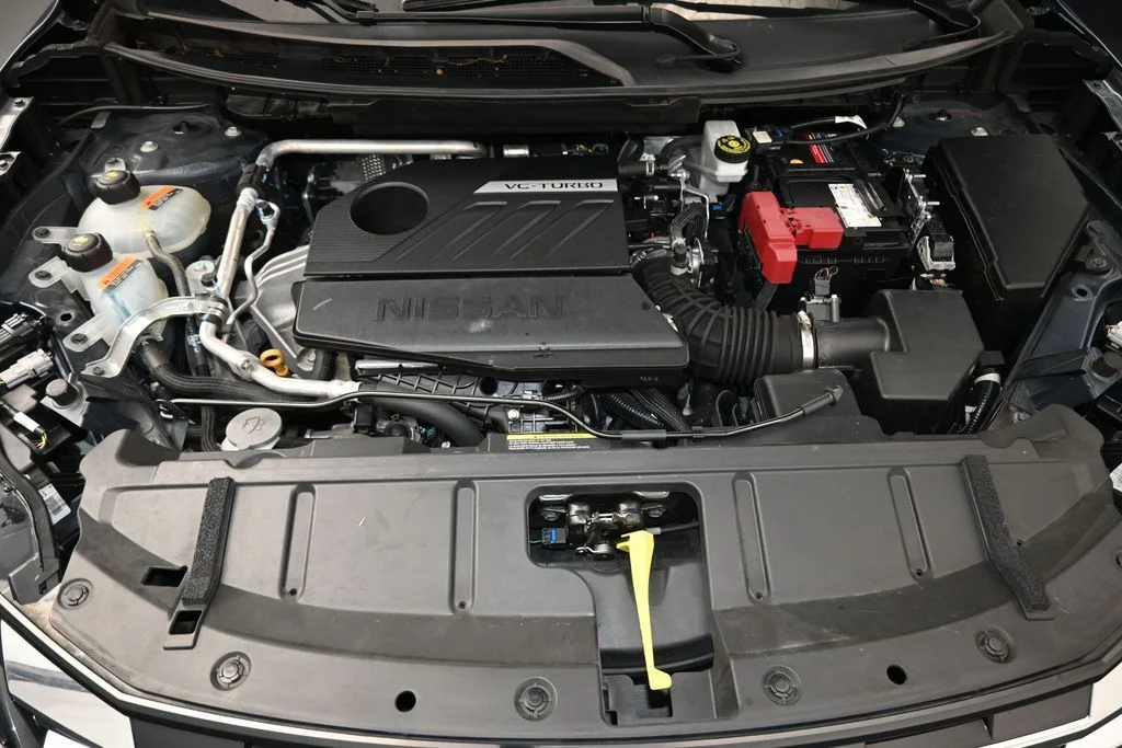 Used 2025 Blue Nissan SV image 27