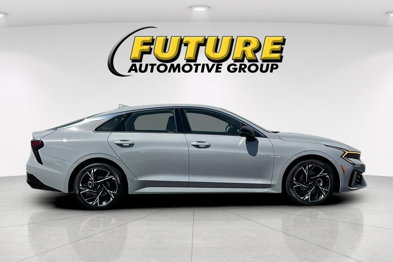 Used 2026 Gray Kia GT-Line image 3