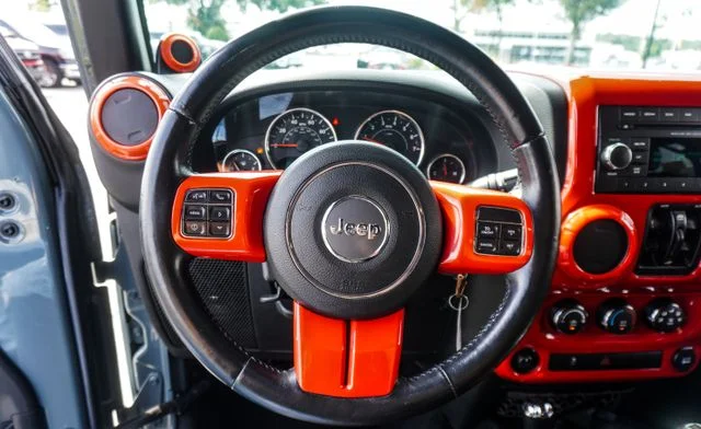 Used 2014 Gray Jeep Unlimited Sport image 20