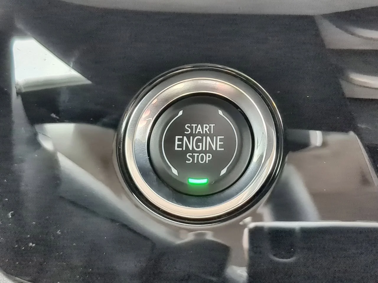 New 2026 Ebony Twilight Metallic Buick Preferred image 17