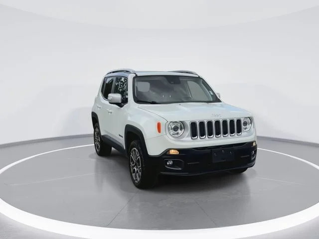 Used 2018 White Jeep Limited image 3