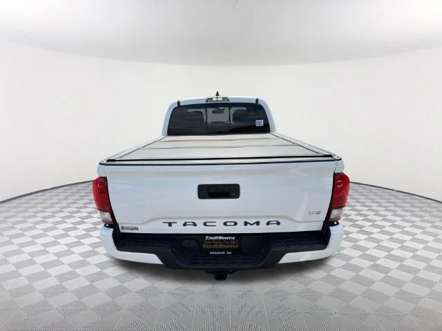 Used 2022 White Toyota SR5 V6 image 6