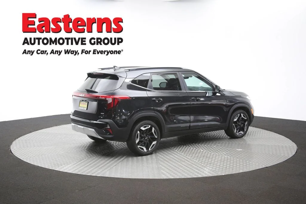 Used 2024 Black Kia SX image 40