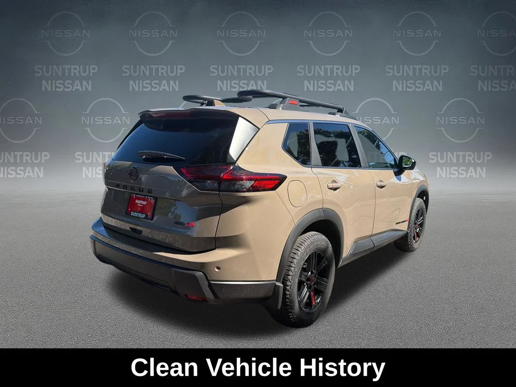 Used 2025 Beige/tan Nissan Rock Creek image 6