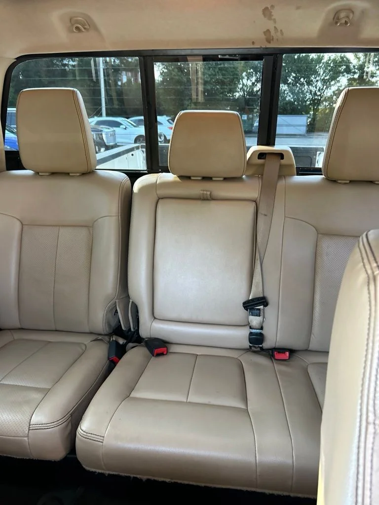 Used 2015 White Ford Lariat image 31