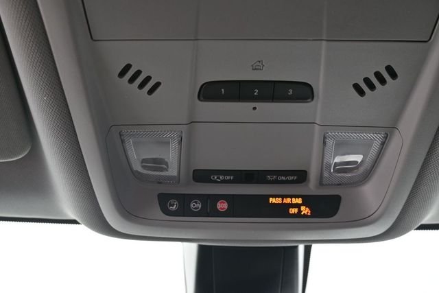 Used 2022 Summit White Chevrolet LT image 25