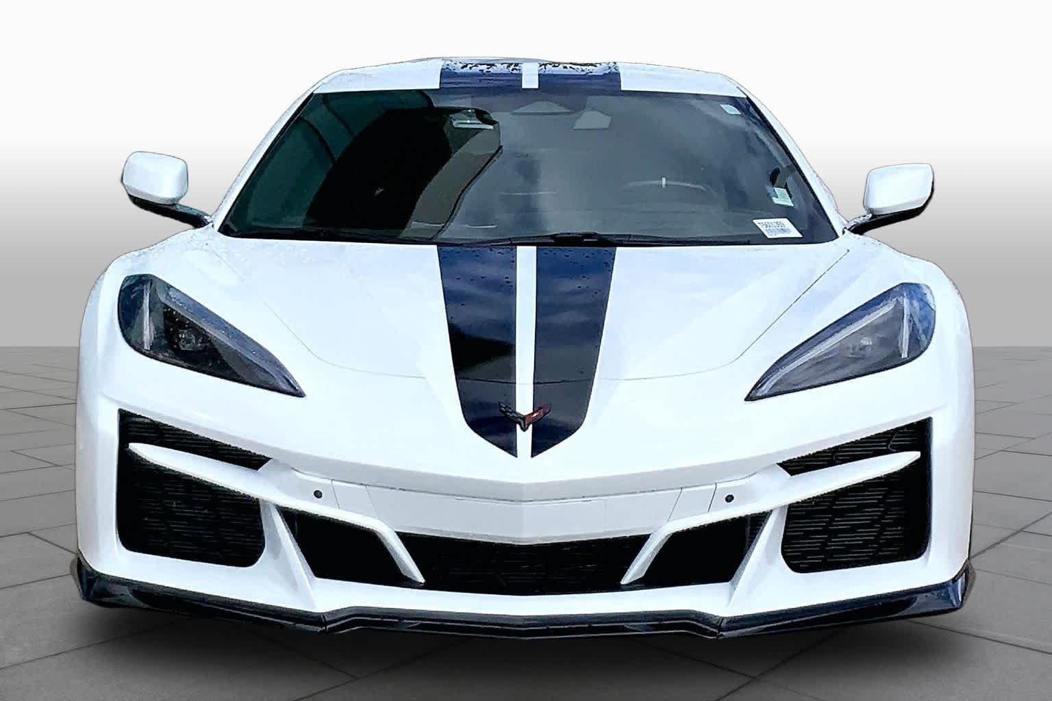 Used 2026 Arctic White Chevrolet 3LZ image 3