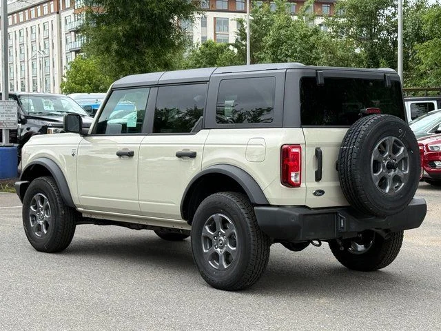 New 2025 Desert Sand Ford Big Bend image 5