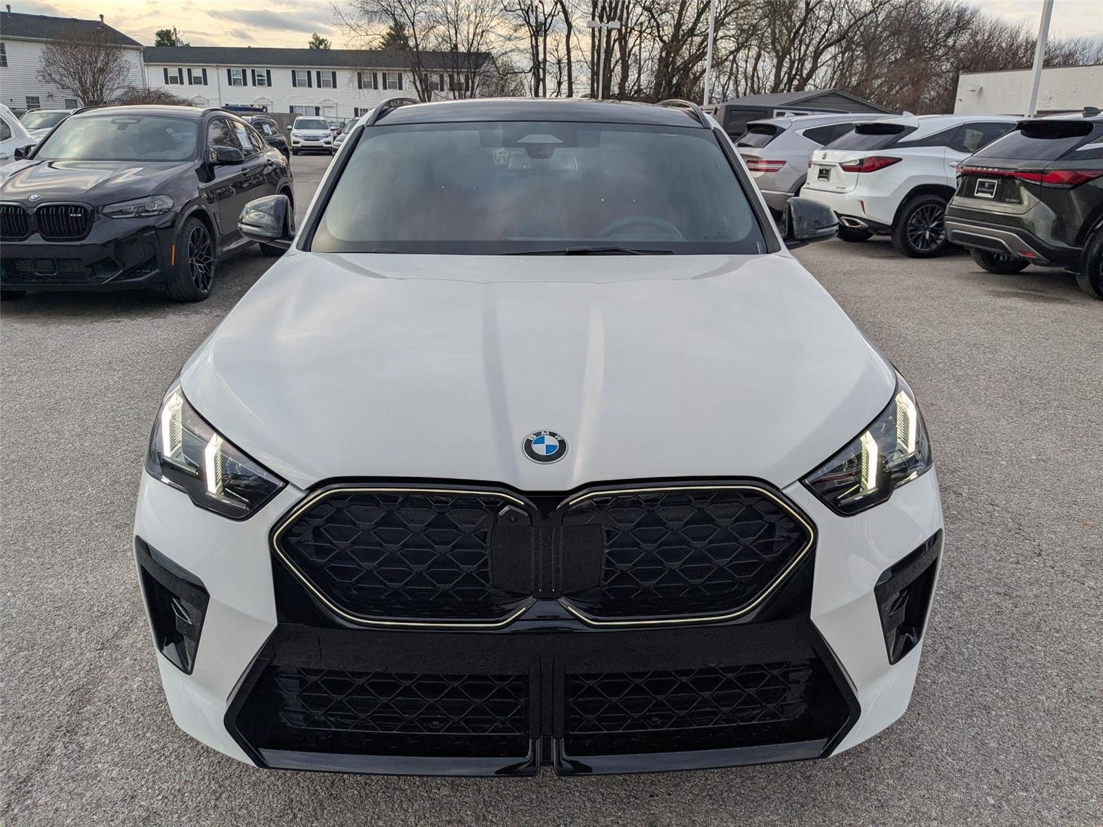 New 2026 Alpine White BMW xDrive28i image 2