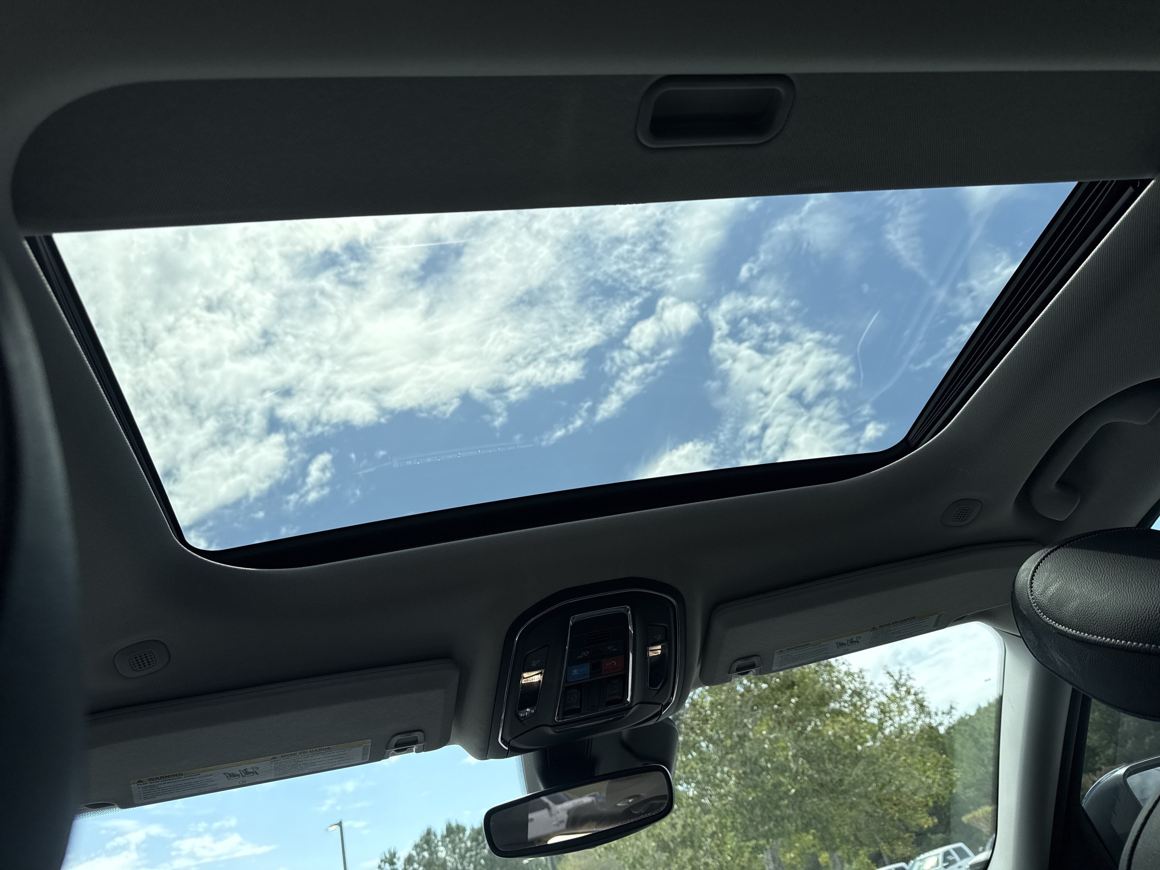 Used 2024 Bright White Clearcoat Jeep Laredo X image 22