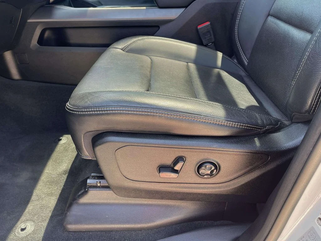 Used 2021 Bright White Clearcoat Ram Sport image 29