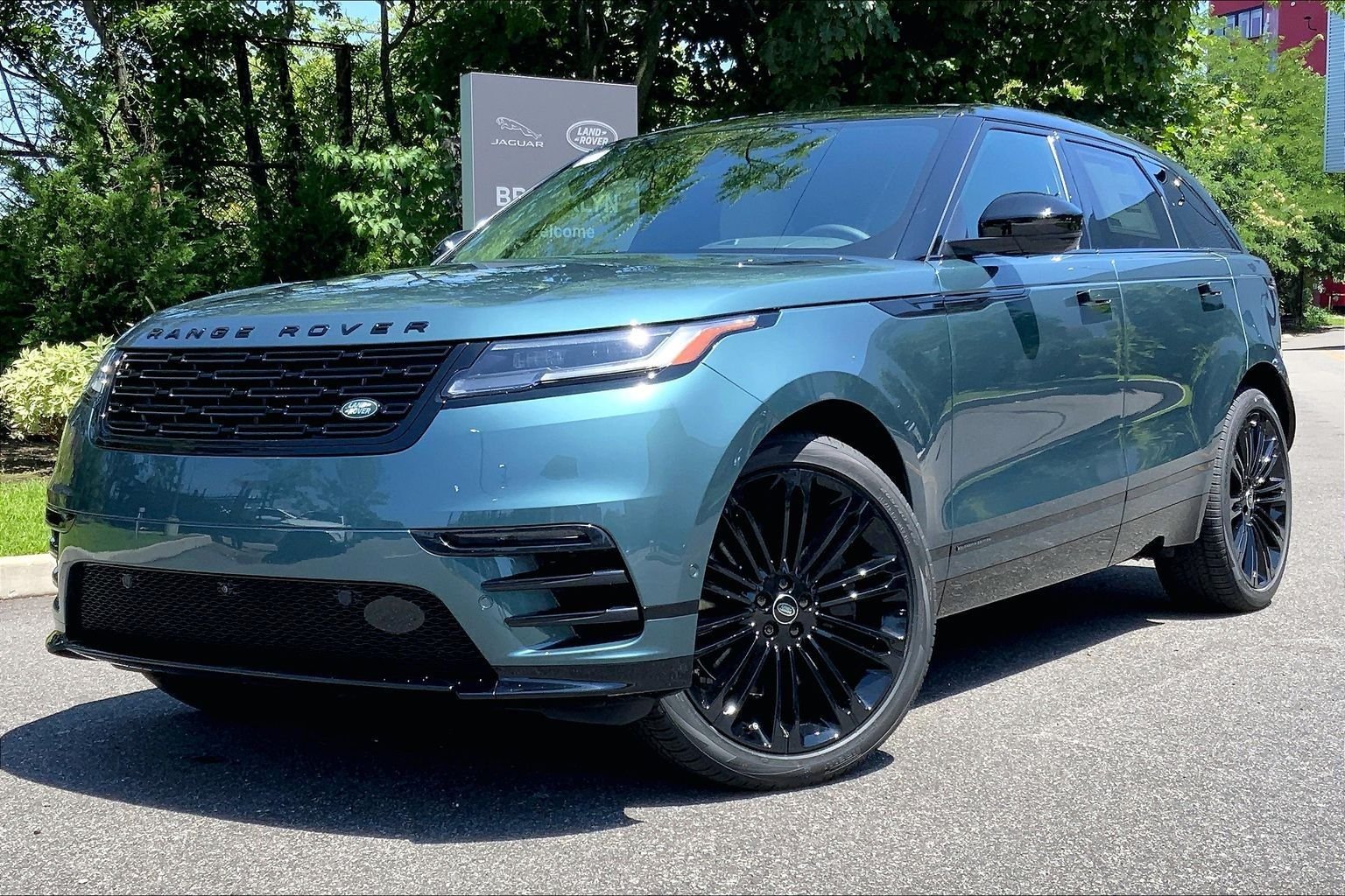 2026 Land Rover Range Rover Velar