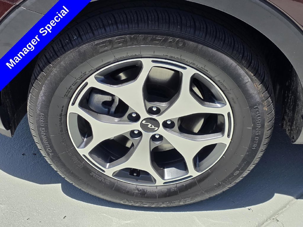 Used 2022 Purple Kia EX image 39